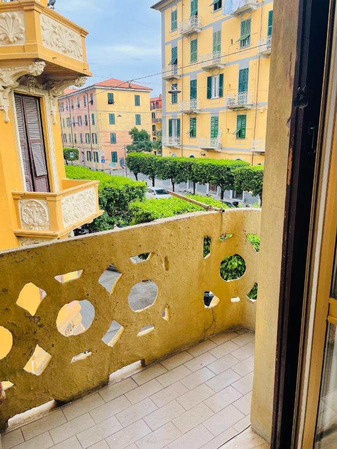 Retro-chic In Apartment La Spezia