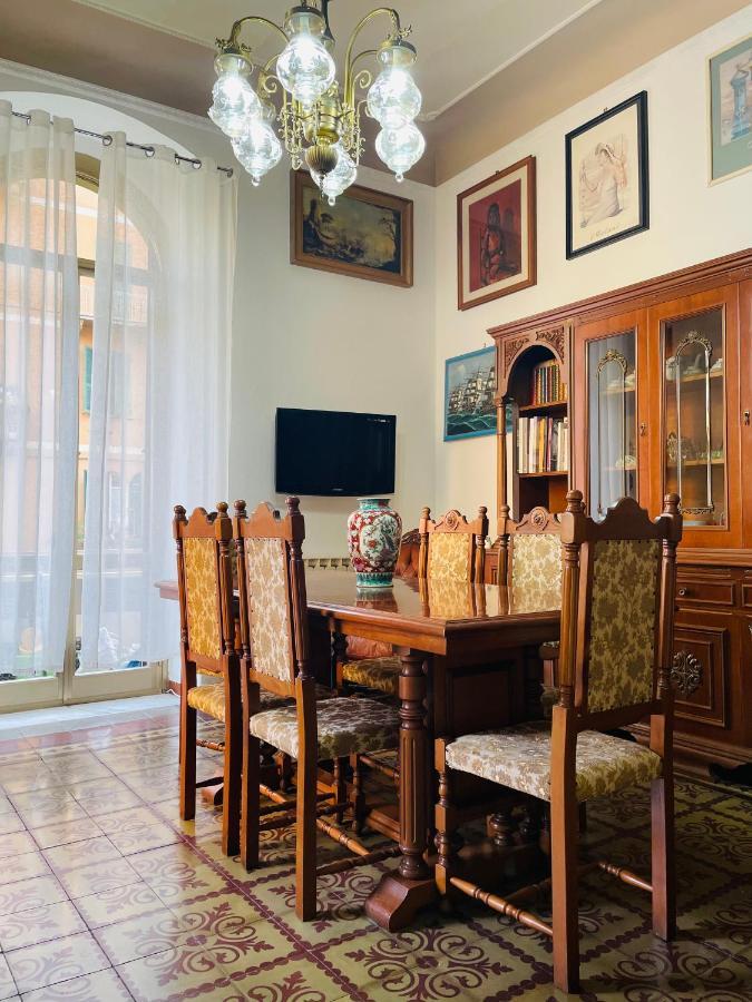 Retro-chic In Apartment La Spezia