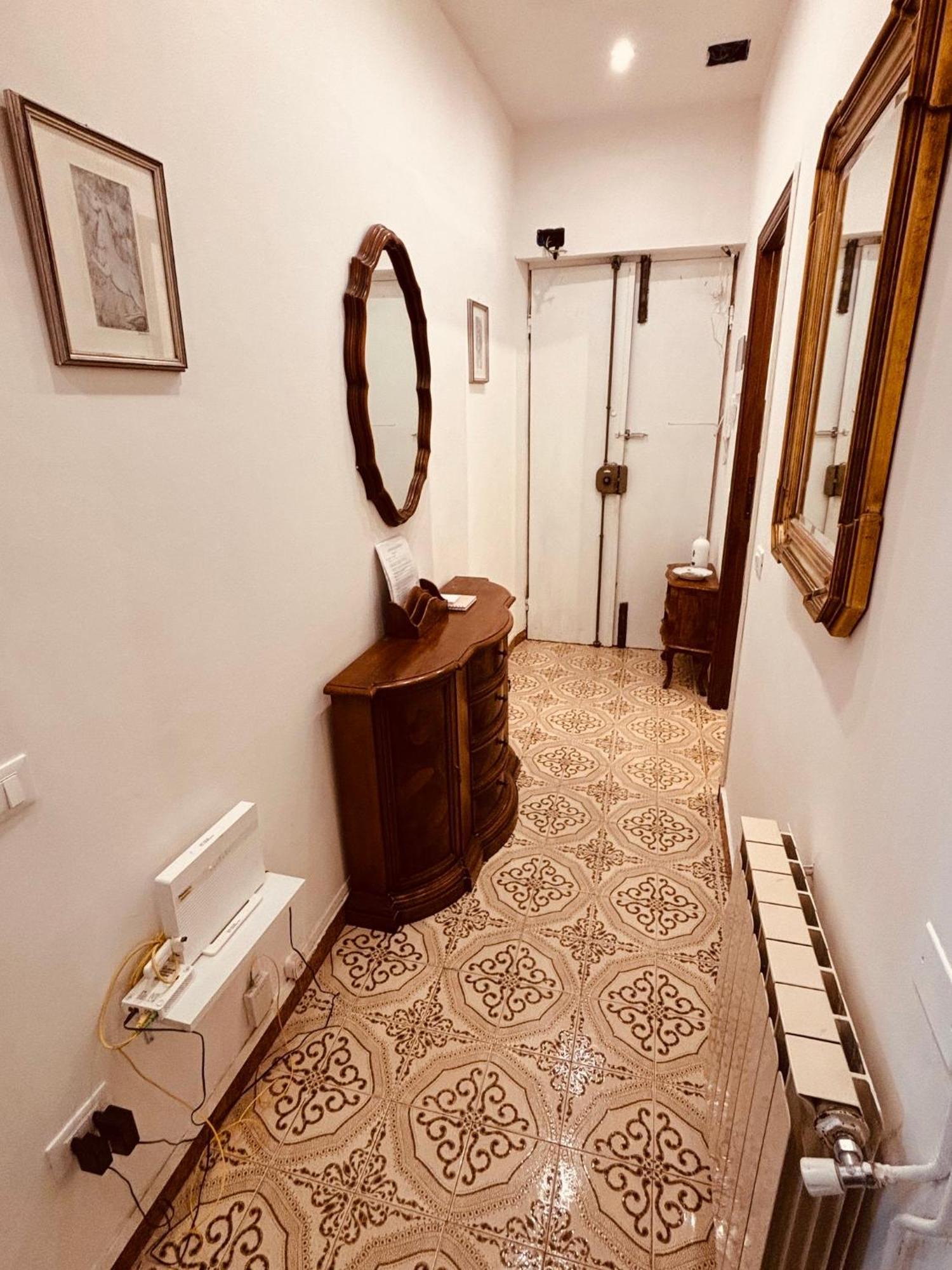 Retro-chic In La Spezia